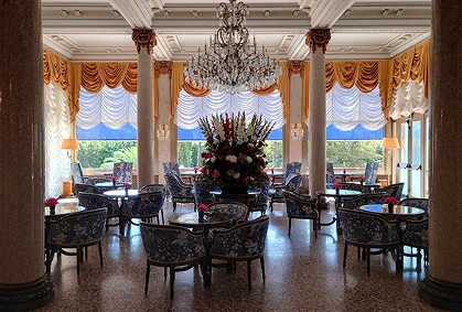 Vesper Hotel